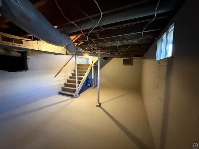 $165,000 | 701 South 3rd Street, Madison, KS 66860