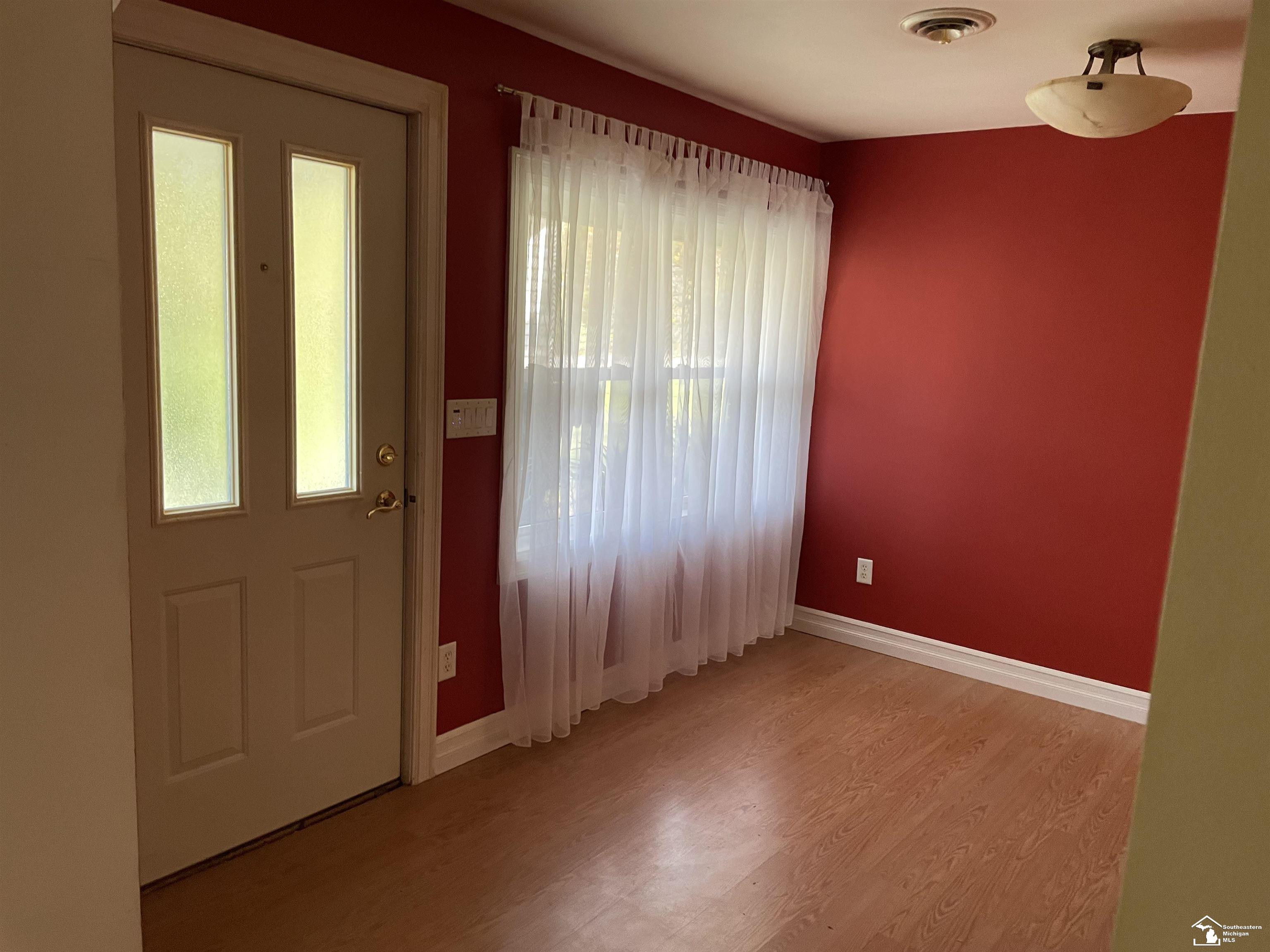 11579 Secor Road Petersburg, MI 49270 - Photo 12 of 33