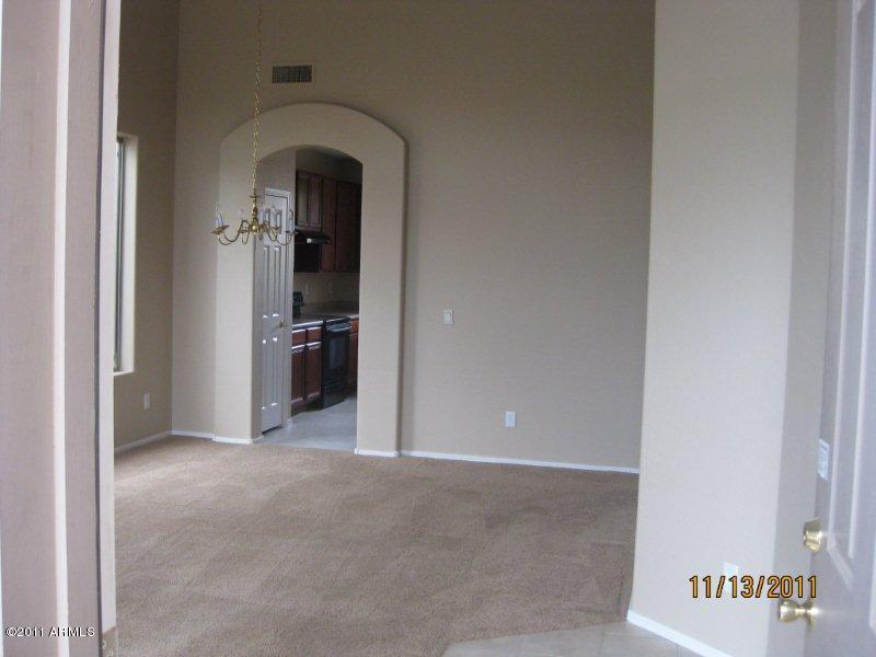 3510 West Riordan Ranch Road Phoenix, AZ 85083 - Photo 3 of 5 Family/dining