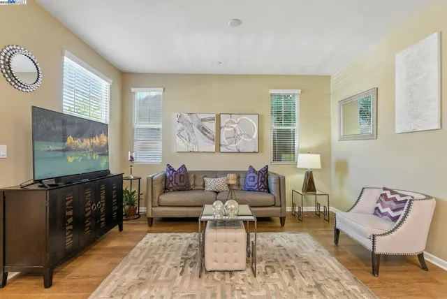 $610,000 | 841 Fan Palm Lane, Brentwood, CA 94513