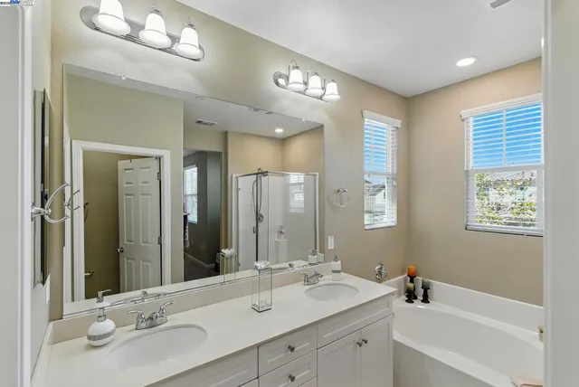 $610,000 | 841 Fan Palm Lane, Brentwood, CA 94513