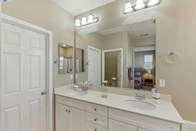 $610,000 | 841 Fan Palm Lane, Brentwood, CA 94513