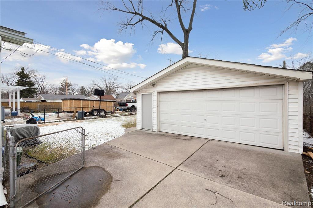 1626 Cambridge Road Berkley, MI 48072 - Photo 34 of 34