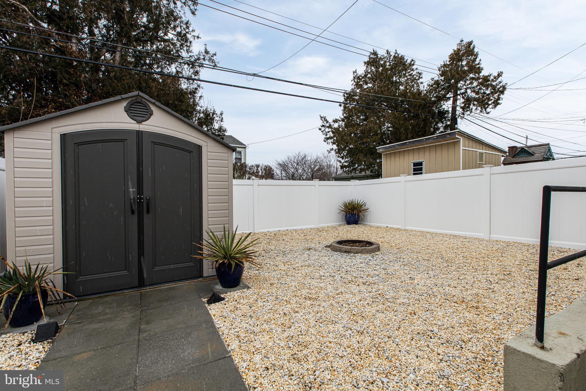 210 Beechwood Road Brookhaven, PA 19015 - Photo 35 of 39 Gallery Image 35