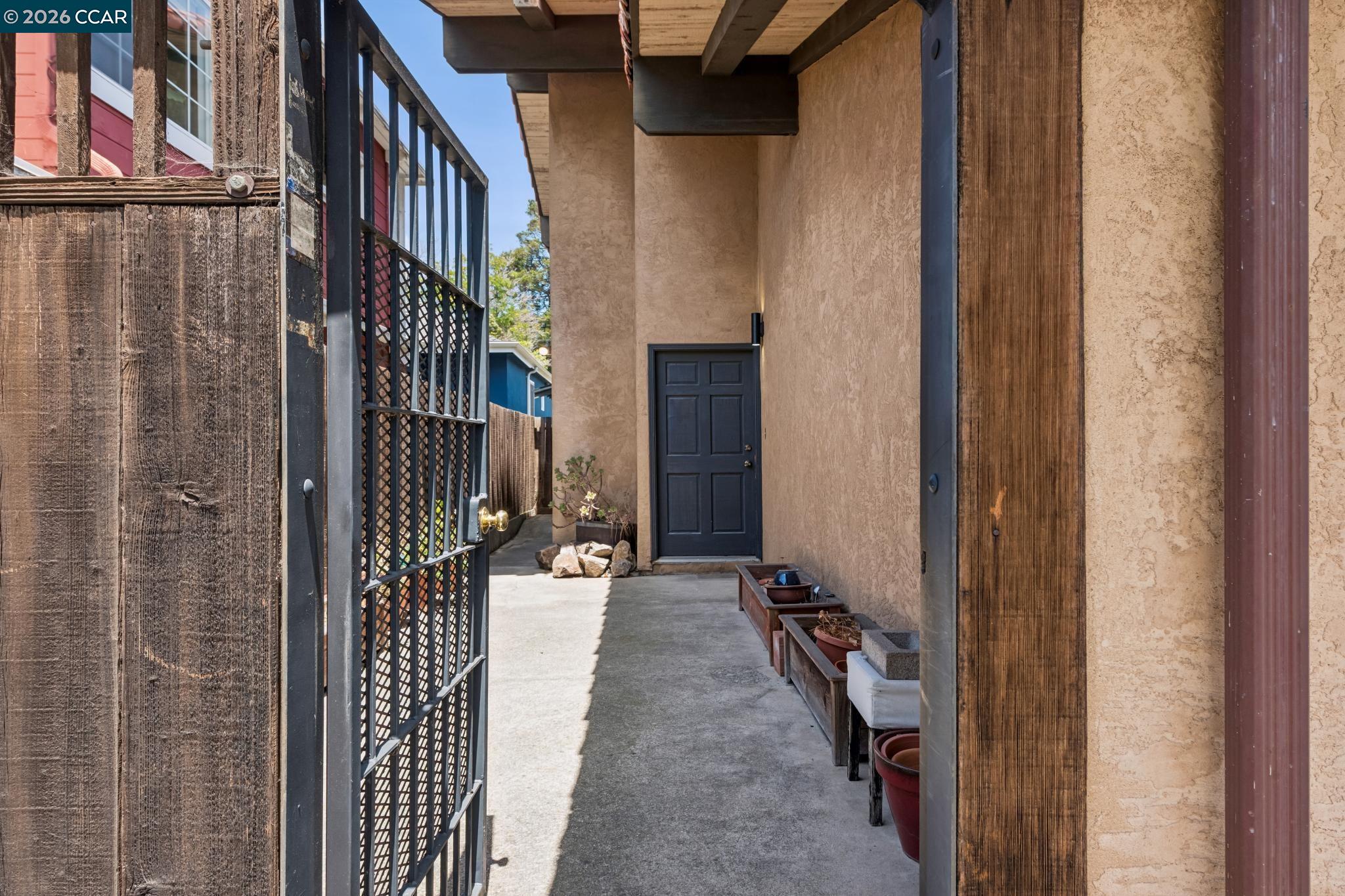 1242 Hopkins Street Berkeley, CA 94702 - Photo 62 of 84