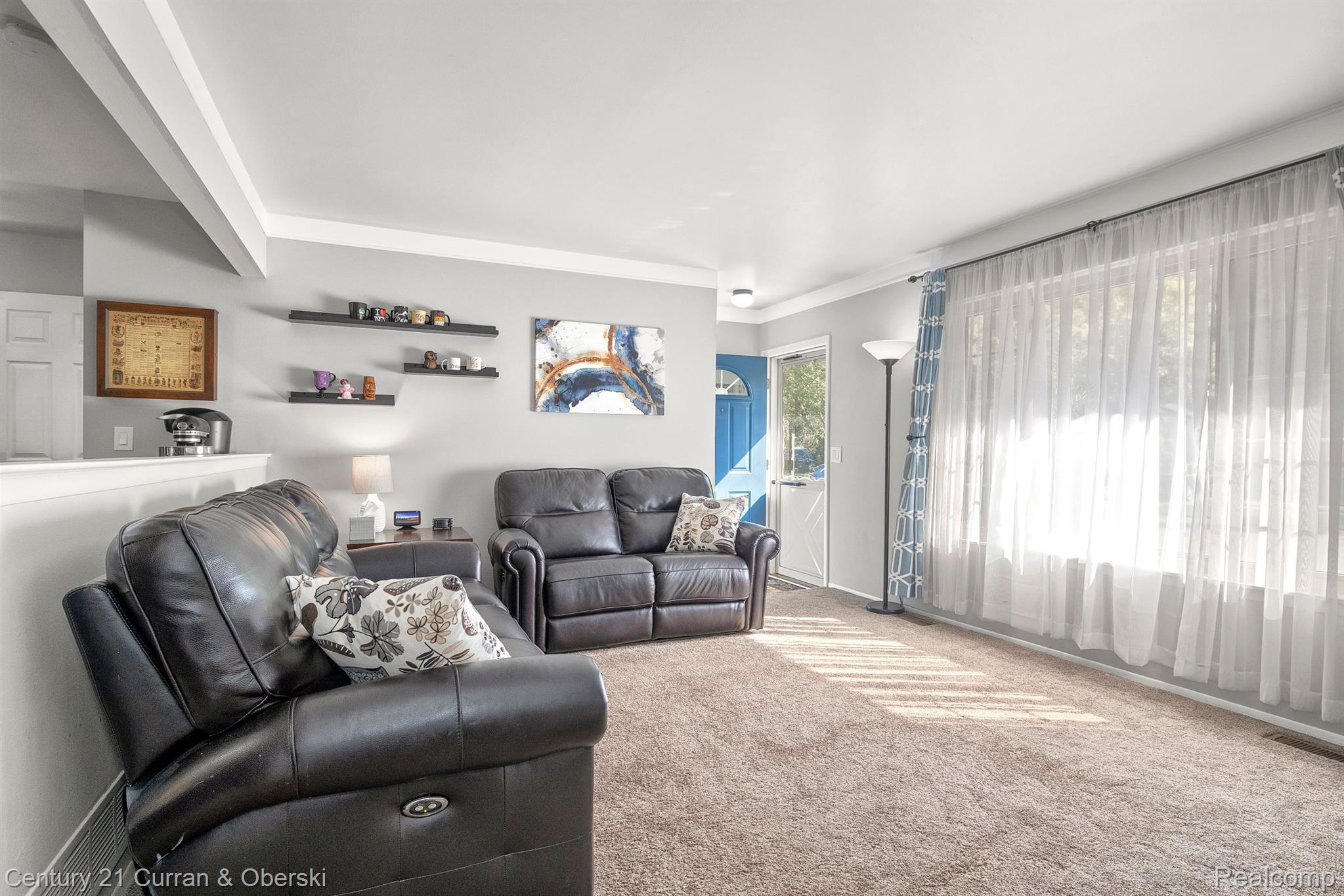 456 Buckingham Road Canton, MI 48188 - Photo 3 of 47 Gallery Image 3