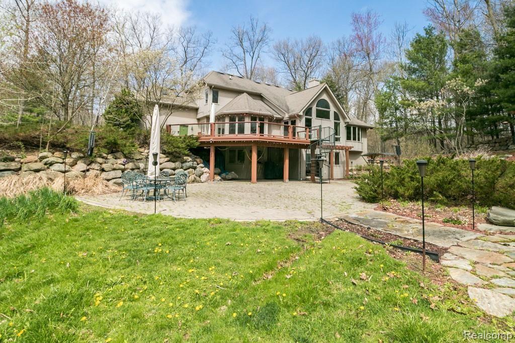 5345 Stickney Road Clarkston, MI 48348 - Photo 46 of 60 Backyard .jpg