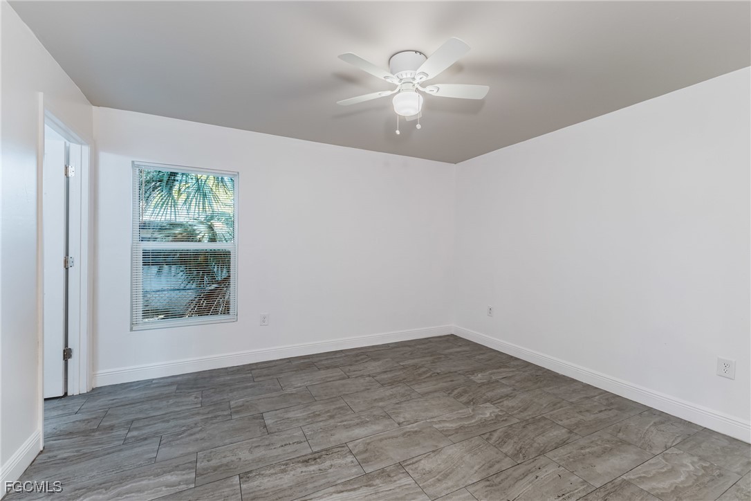 2405 Maple Avenue Fort Myers, FL 33901 - Photo 14 of 27