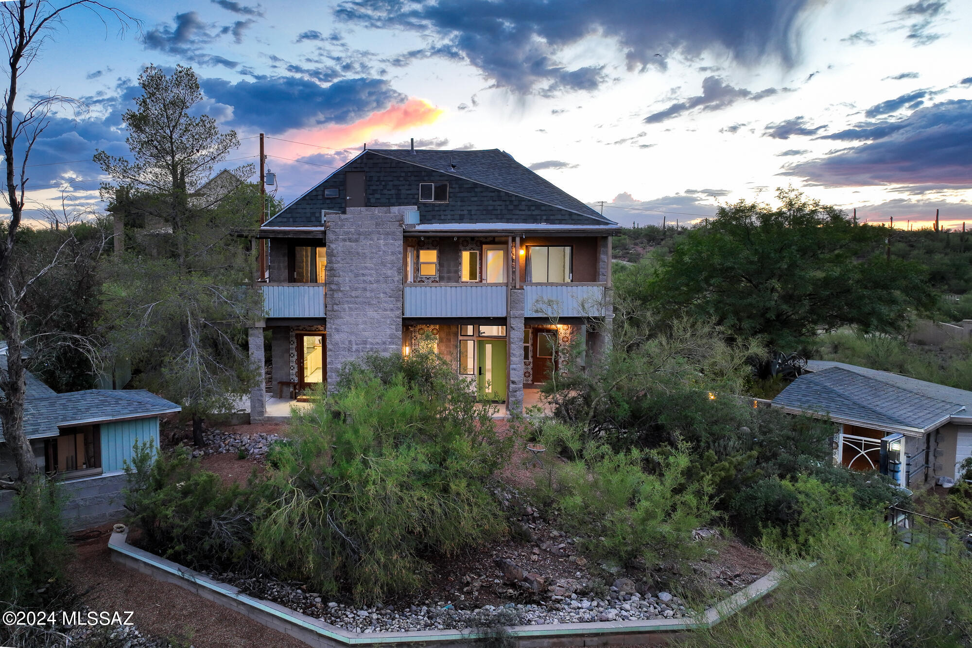 4201 West Drexel Road Tucson, AZ 85746 - Photo 1 of 50 Gallery Image 1