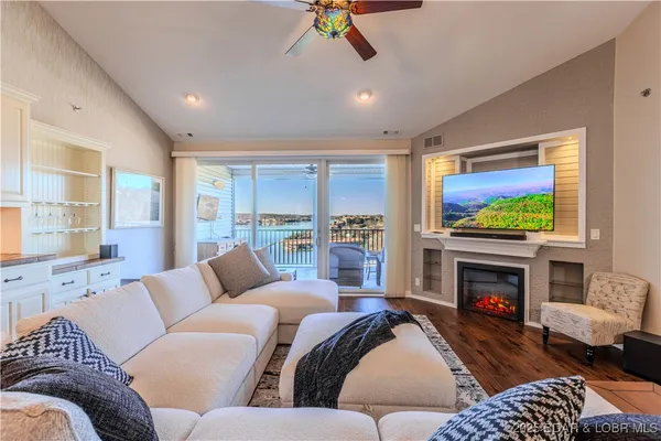 4499 Ski Drive, Unit 344, Osage Beach, MO 65065