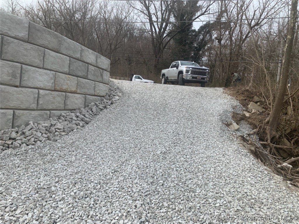 Upper River Road Jeffersonville, IN 47130 - Photo 6 of 17