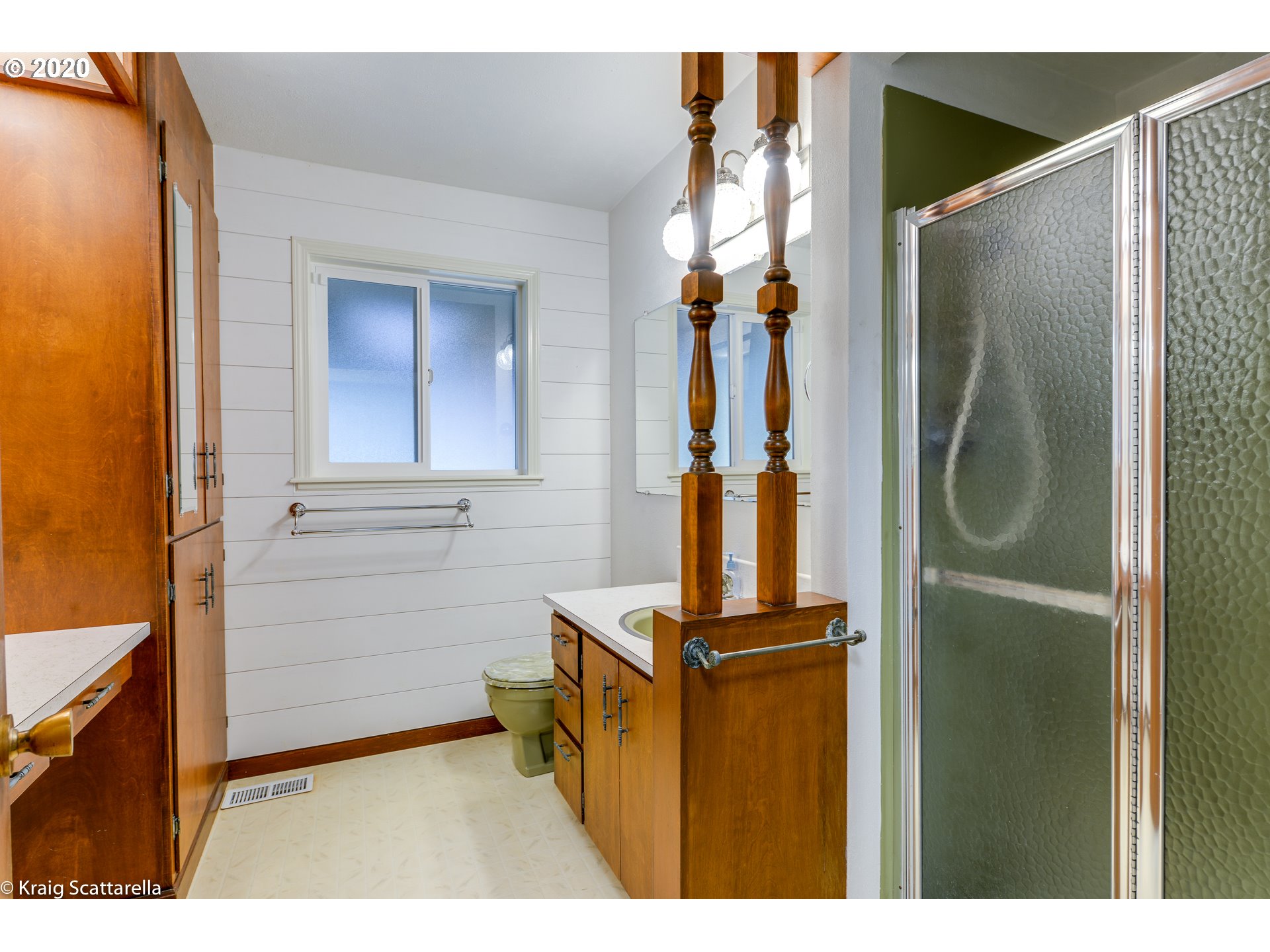 16242 Southwest Inverurie Road Lake Oswego, OR 97035 - Photo 17 of 32 Gallery Image 17