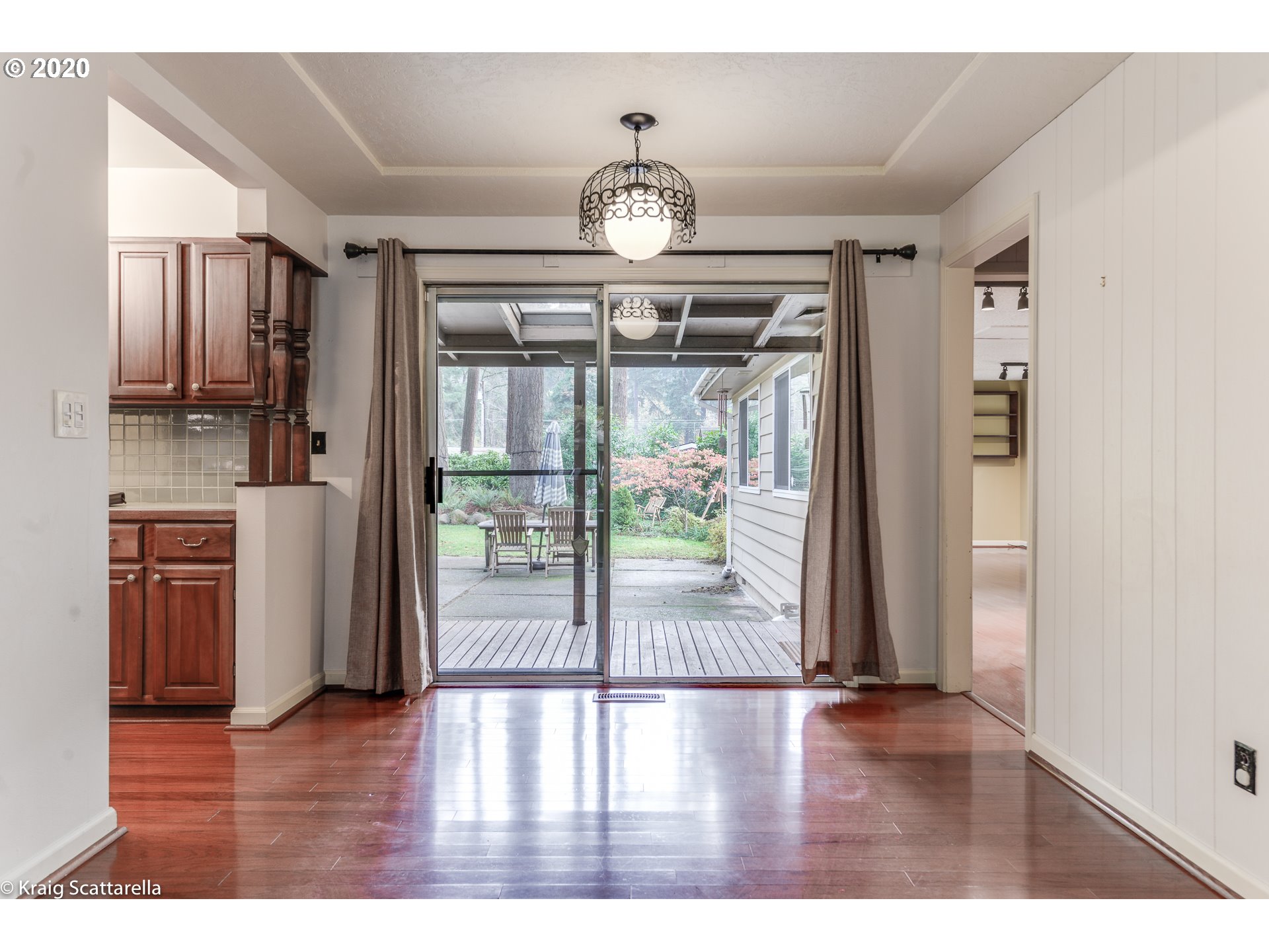 16242 Southwest Inverurie Road Lake Oswego, OR 97035 - Photo 4 of 32 Gallery Image 4