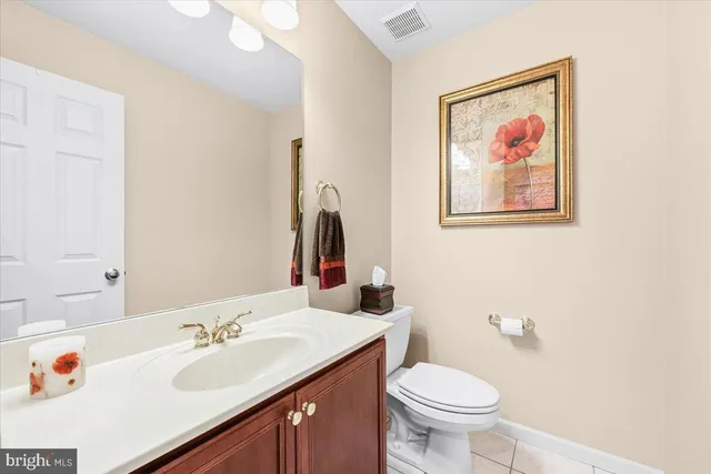 $375,000 | 153 Fountain Drive, York, PA 17402