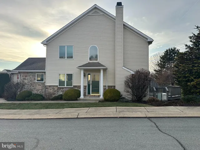 $375,000 | 153 Fountain Drive, York, PA 17402