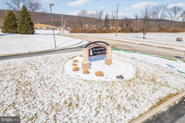 $375,000 | 153 Fountain Drive, York, PA 17402