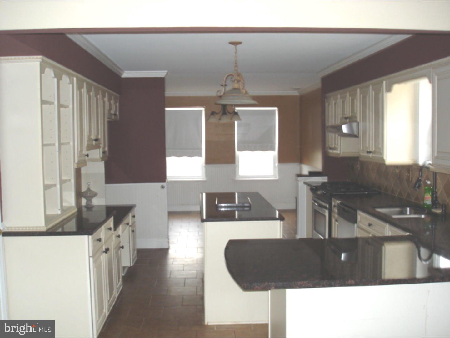 29 Mayapple Road Sicklerville, NJ 08081 - Photo 6 of 18 Gallery Image 6