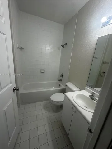 $2,400 | 2440 Southeast 14th Avenue, Unit 281, Homestead, FL 33035