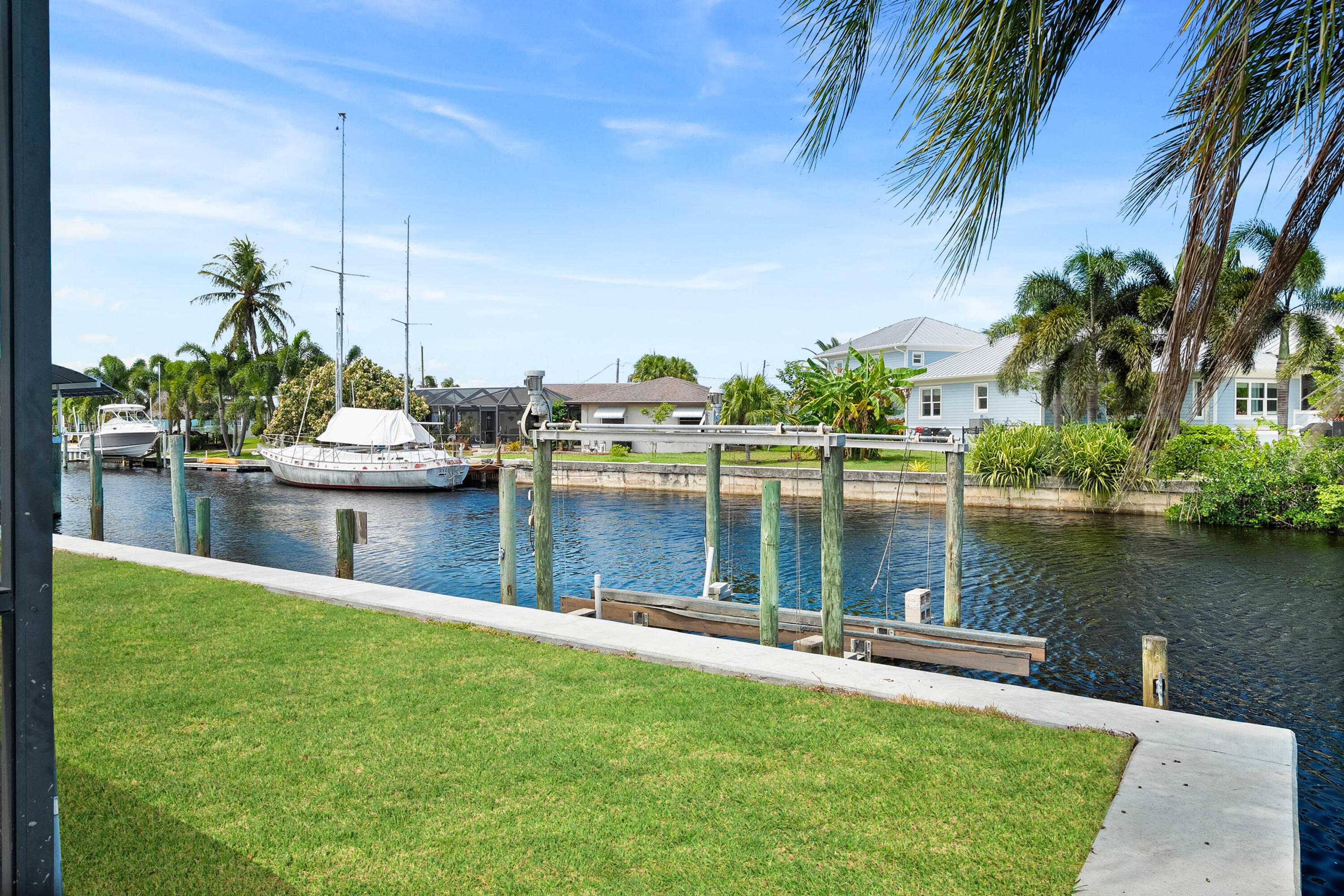 1545 Southwest Dyer Point Road Palm City, FL 34990 - Photo 39 of 44 Boat Lift