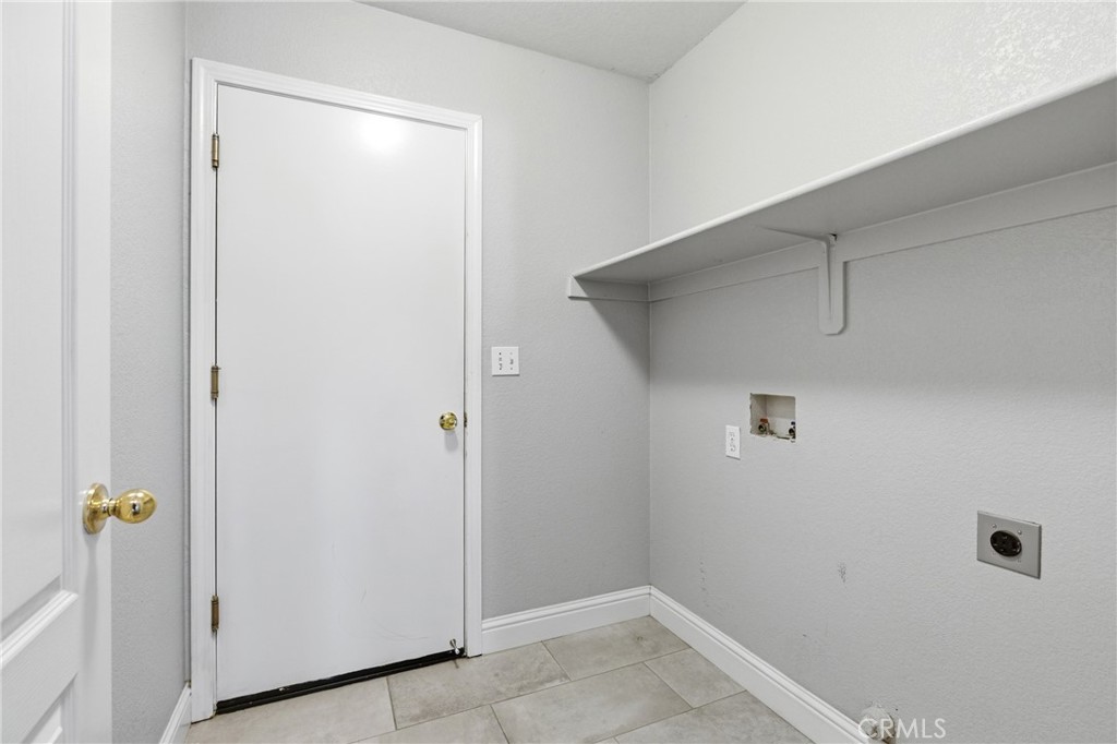 662 Helen Drive Turlock, CA 95382 - Photo 15 of 27