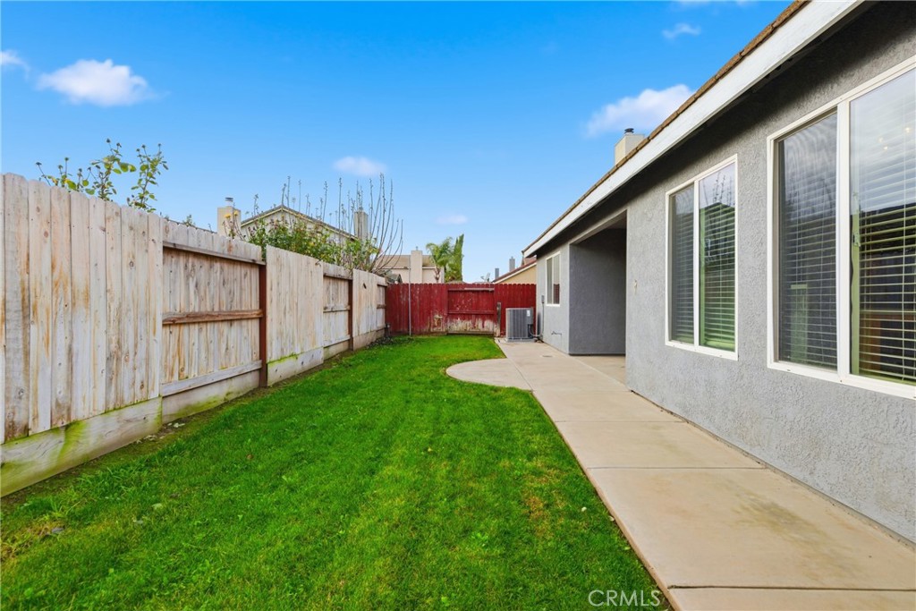 662 Helen Drive Turlock, CA 95382 - Photo 24 of 27