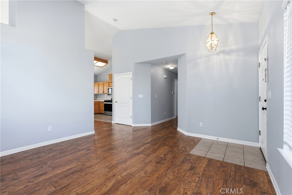 662 Helen Drive Turlock, CA 95382 - Photo 7 of 27