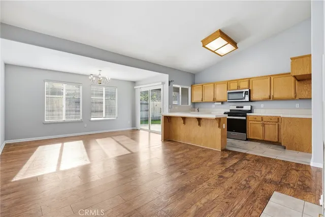 $2,425 | 662 Helen Drive, Turlock, CA 95382