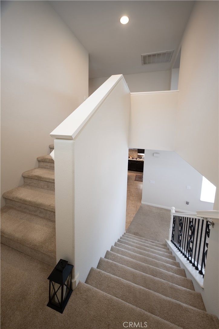 820 East Ruby Lace Way Azusa, CA 91702 - Photo 10 of 29