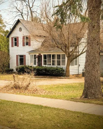 $300,000 | 146 Taylor Street, Cottage Grove, WI 53527