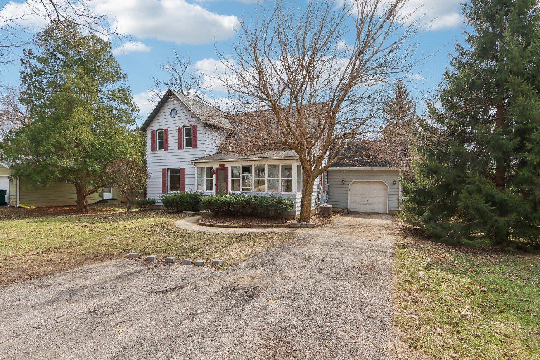 146 Taylor Street Cottage Grove, WI 53527 - Photo 3 of 37