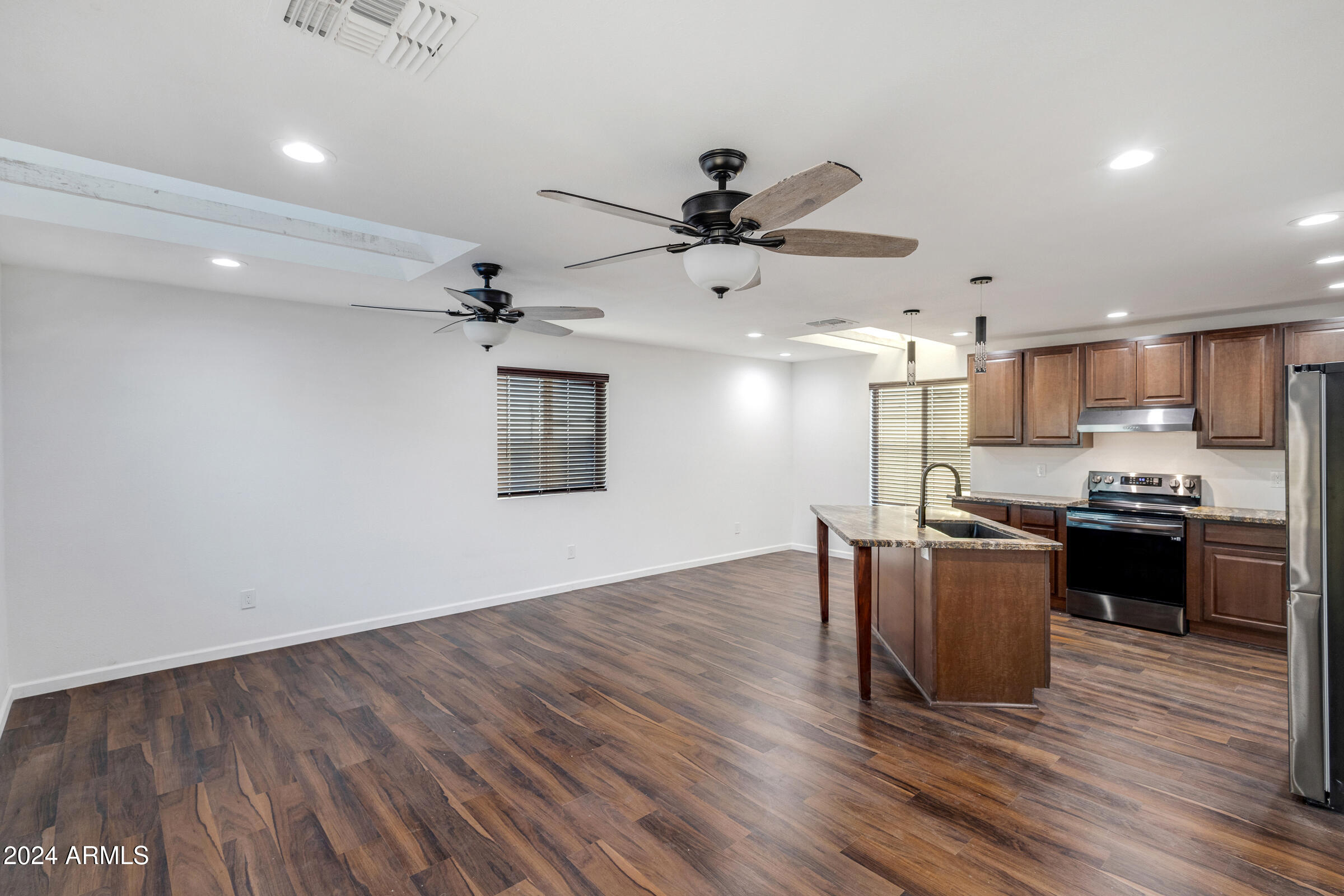 27 North Muleshoe Road Apache Junction, AZ 85119 - Photo 9 of 48 27 N Muleshoe Rd-8