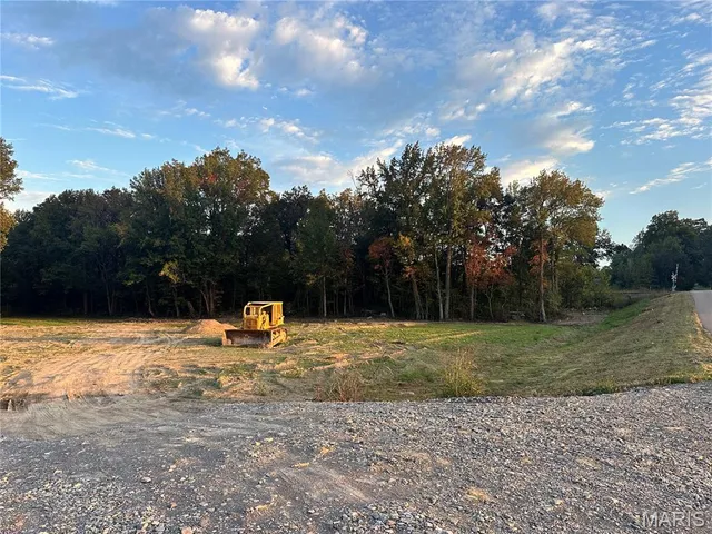 $100,000 | 0 County Highway, Scott City, MO 63780