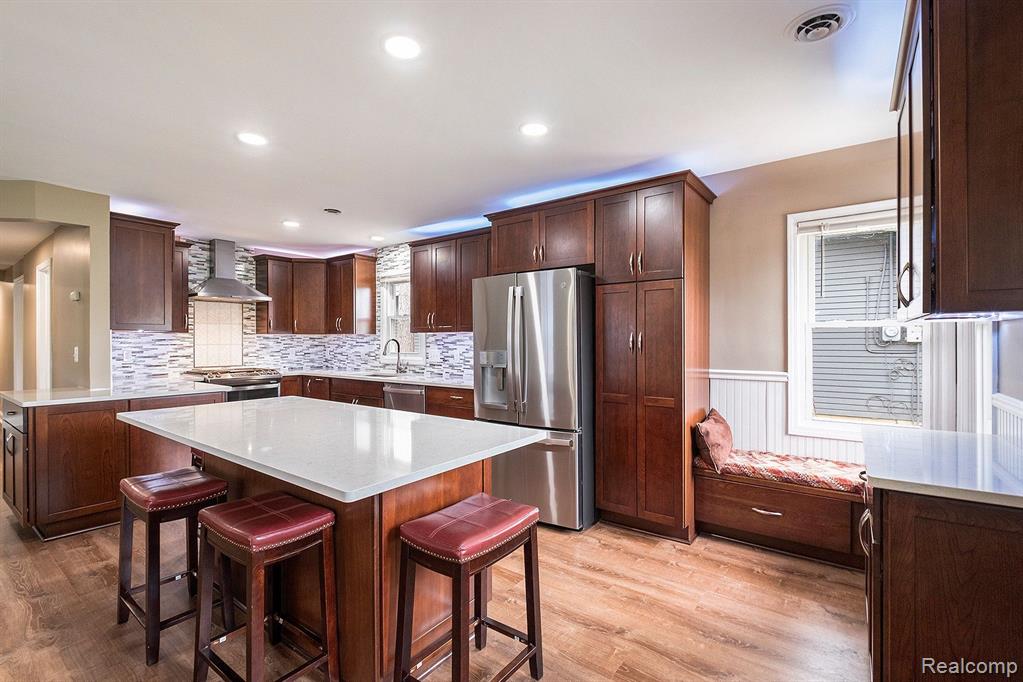 6025 Mabley Hill Road Fenton, MI 48430 - Photo 4 of 27