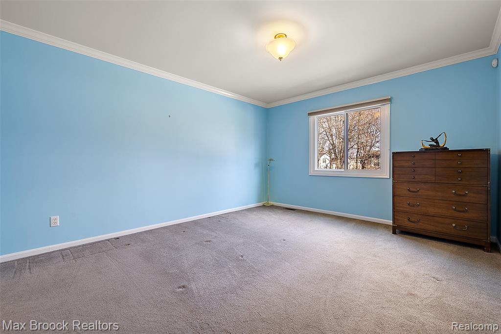 46784 Country Lane Macomb, MI 48044 - Photo 11 of 29
