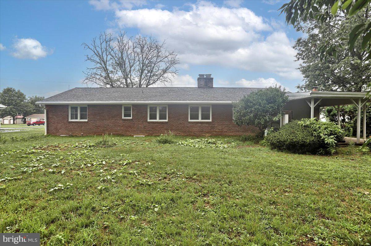 1320 Birch Road Lebanon, PA 17042 - Photo 25 of 32 Gallery Image 25