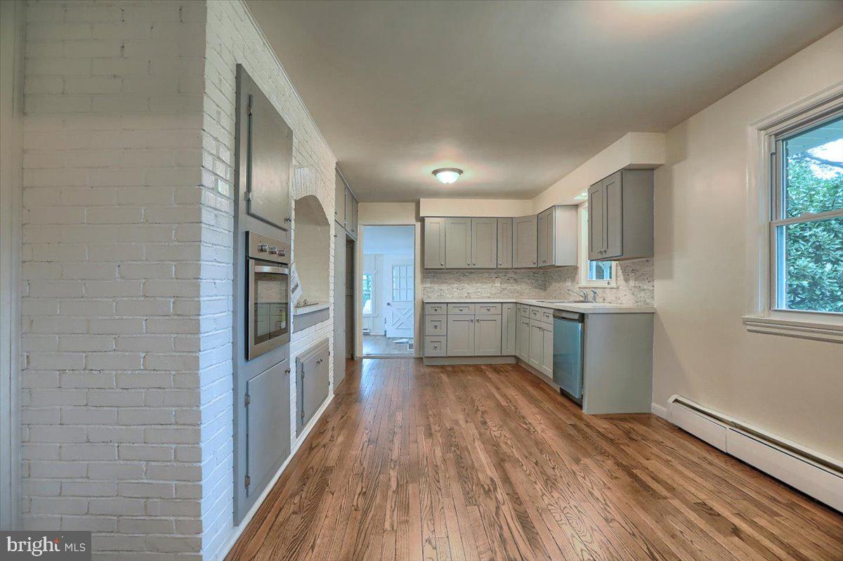 1320 Birch Road Lebanon, PA 17042 - Photo 5 of 32 Gallery Image 5