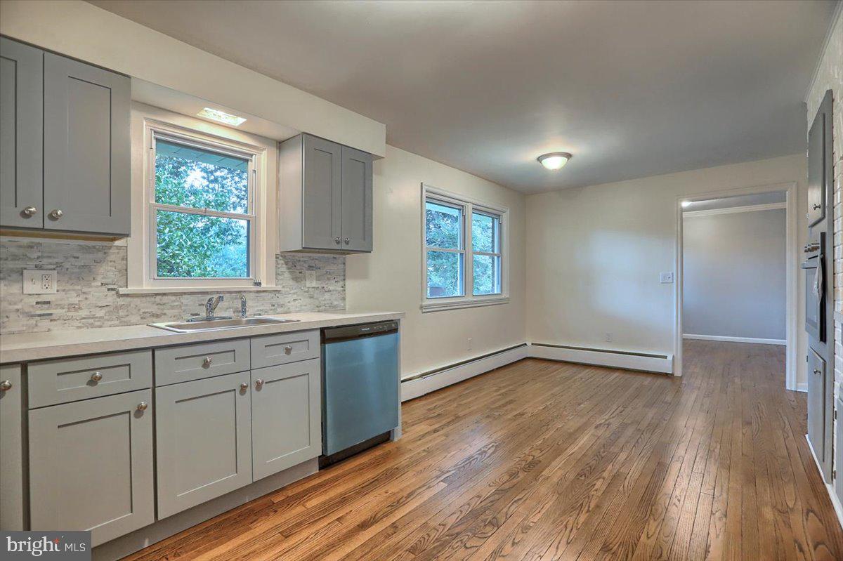 1320 Birch Road Lebanon, PA 17042 - Photo 8 of 32 Gallery Image 8