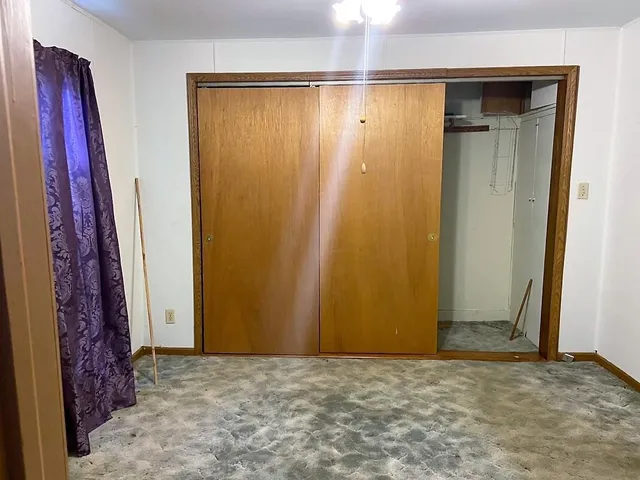 $99,900 | 720 South Woodlawn Street, Wellington, KS 67152