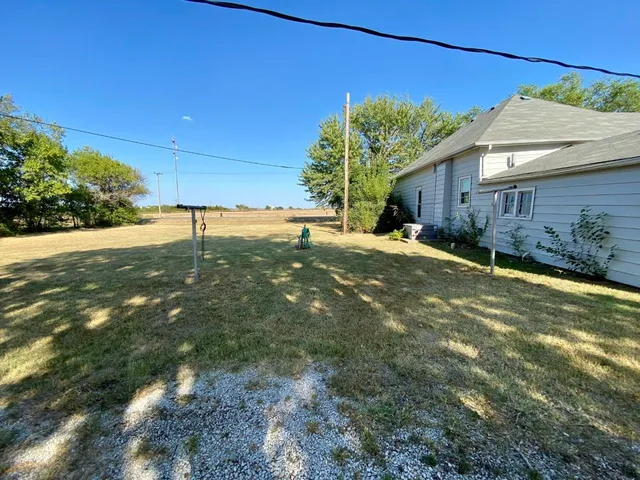 $99,900 | 720 South Woodlawn Street, Wellington, KS 67152