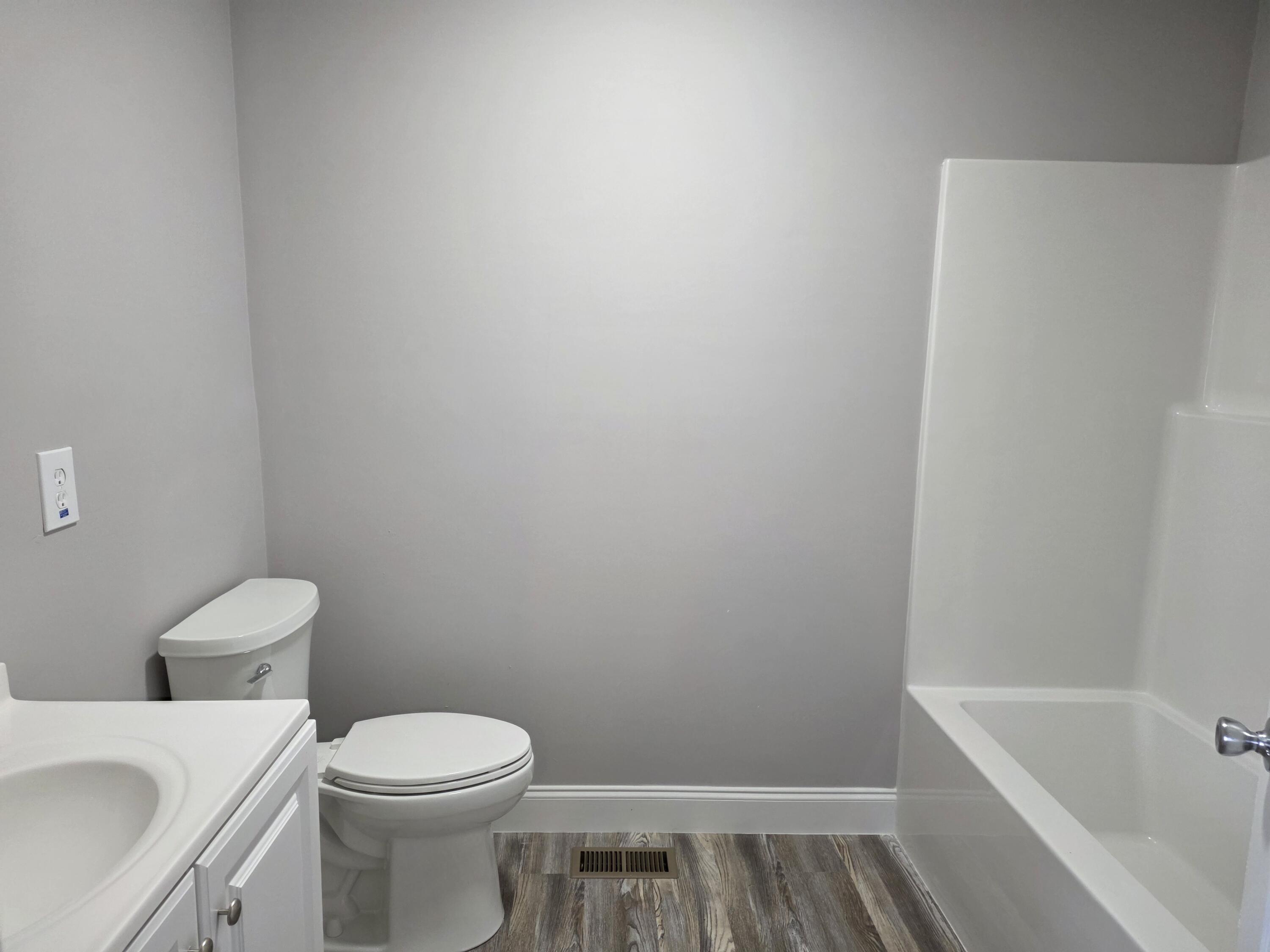 6108 Ramsey Road, Unit B Harrison, TN 37341 - Photo 11 of 32 20260120_142323