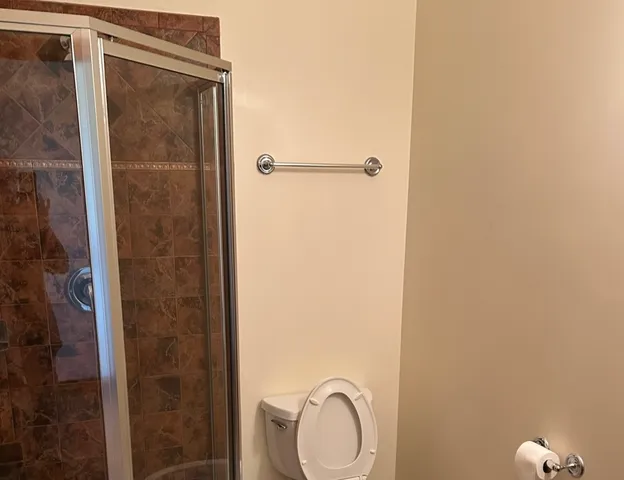 $2,200 | 116 North Main Street, Unit 5, Wheaton, IL 60187