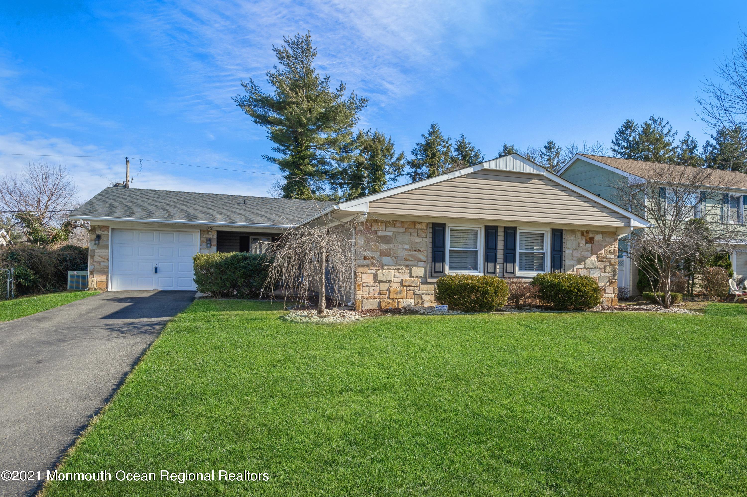 01_32CanfieldLane_57_FrontView_HiRes