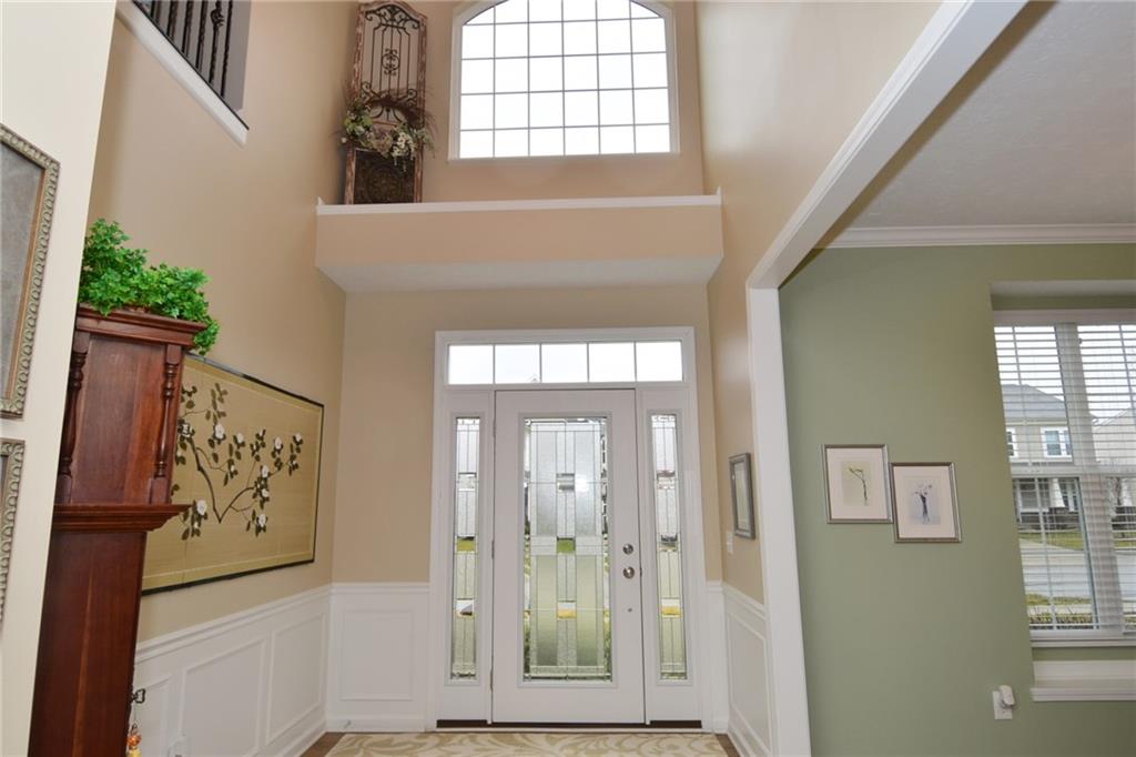 10522 Sugar Ridge Way Indianapolis, IN 46239 - Photo 2 of 41 Gallery Image 2