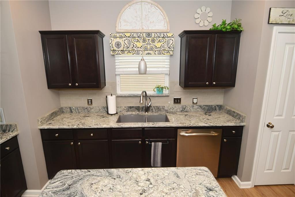 10522 Sugar Ridge Way Indianapolis, IN 46239 - Photo 18 of 41 Gallery Image 18