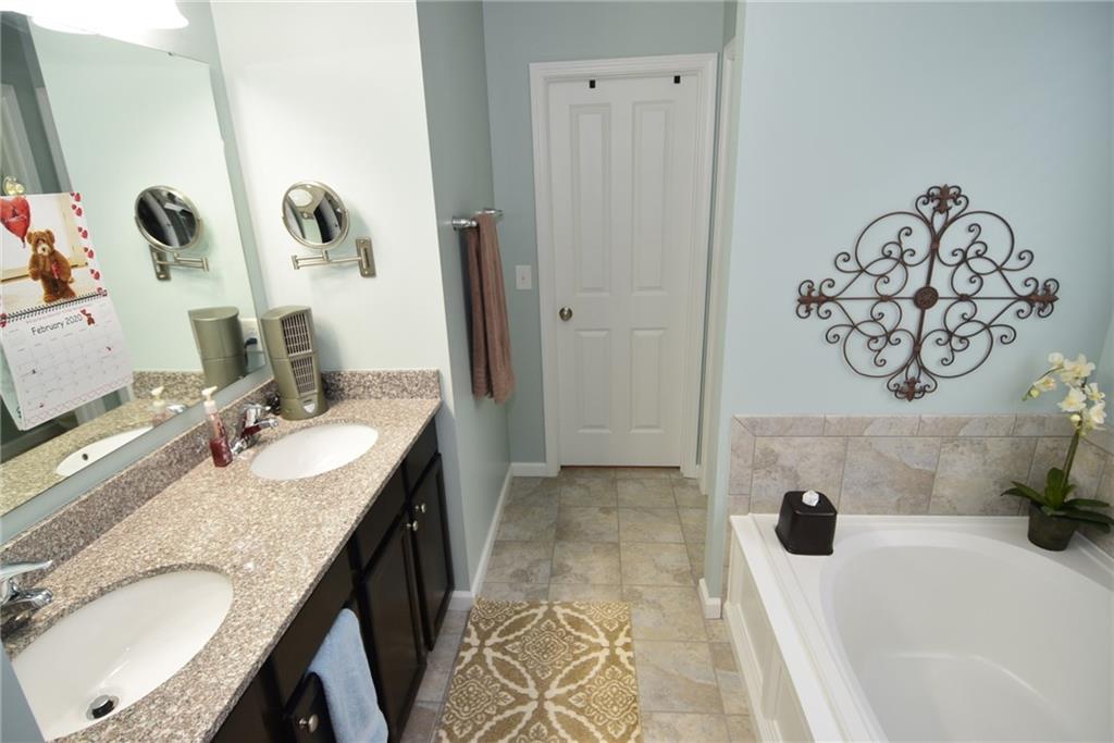 10522 Sugar Ridge Way Indianapolis, IN 46239 - Photo 28 of 41 Gallery Image 28