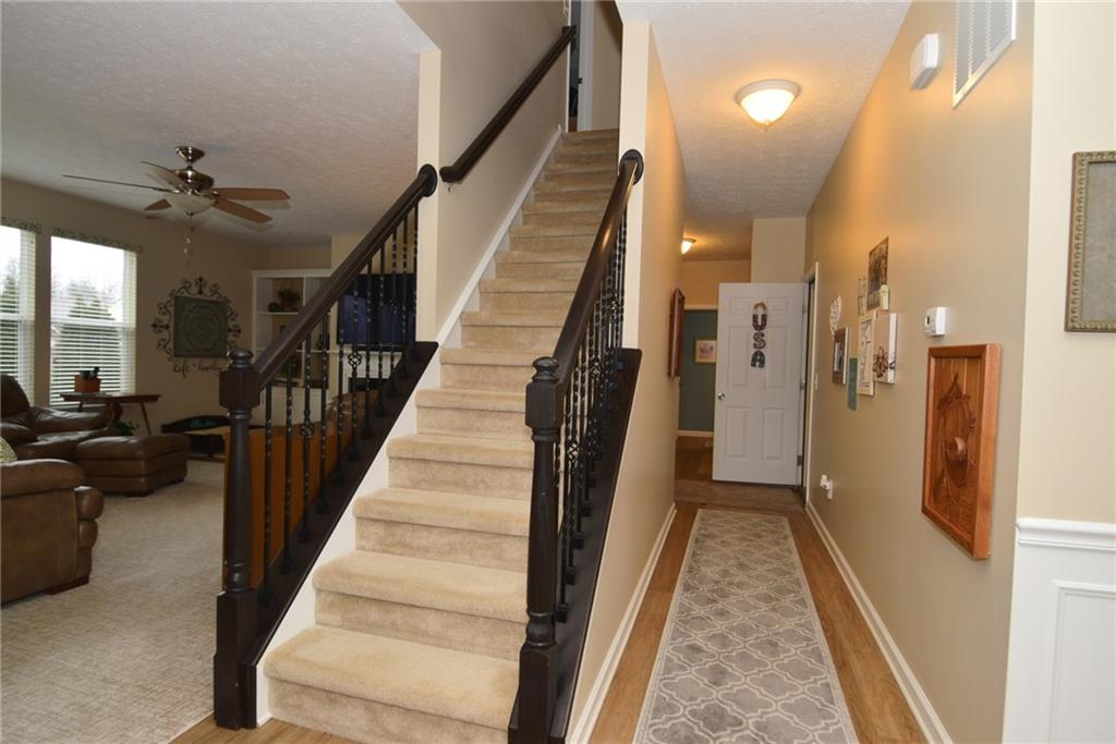 10522 Sugar Ridge Way Indianapolis, IN 46239 - Photo 7 of 41 Gallery Image 7