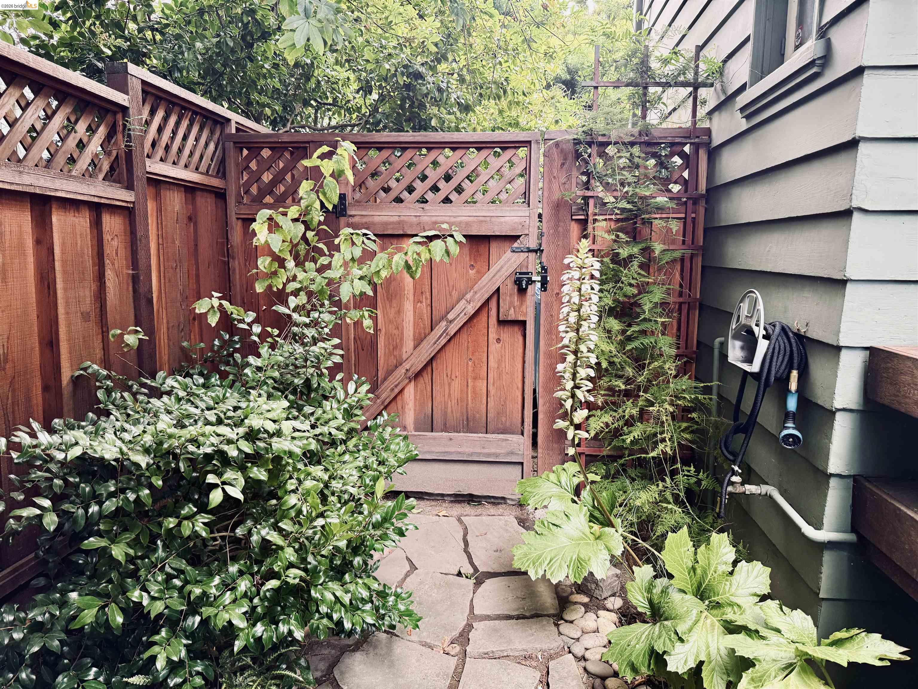 2325 Howe Street, Unit 1 Berkeley, CA 94705 - Photo 25 of 26