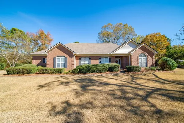 $605,000 | 15 Village Parkway, Waverly Hall, GA 31831