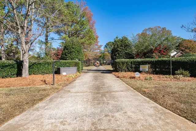 $629,900 | 15 Village Parkway, Waverly Hall, GA 31831