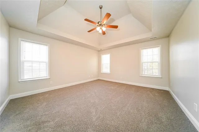 $299,900 | 80 Knolls Ridge, Hampton, GA 30228